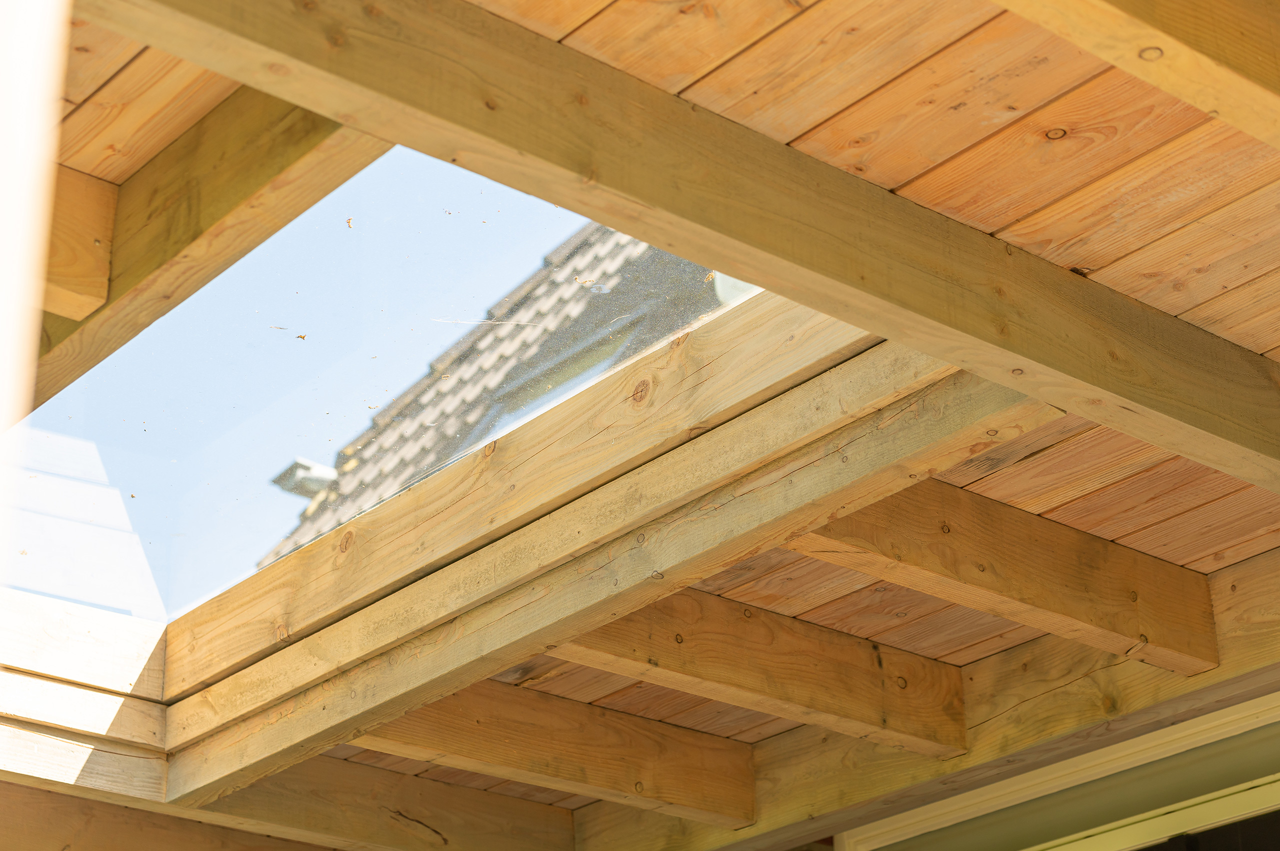 Project Lochem: houten overkapping aan de woning