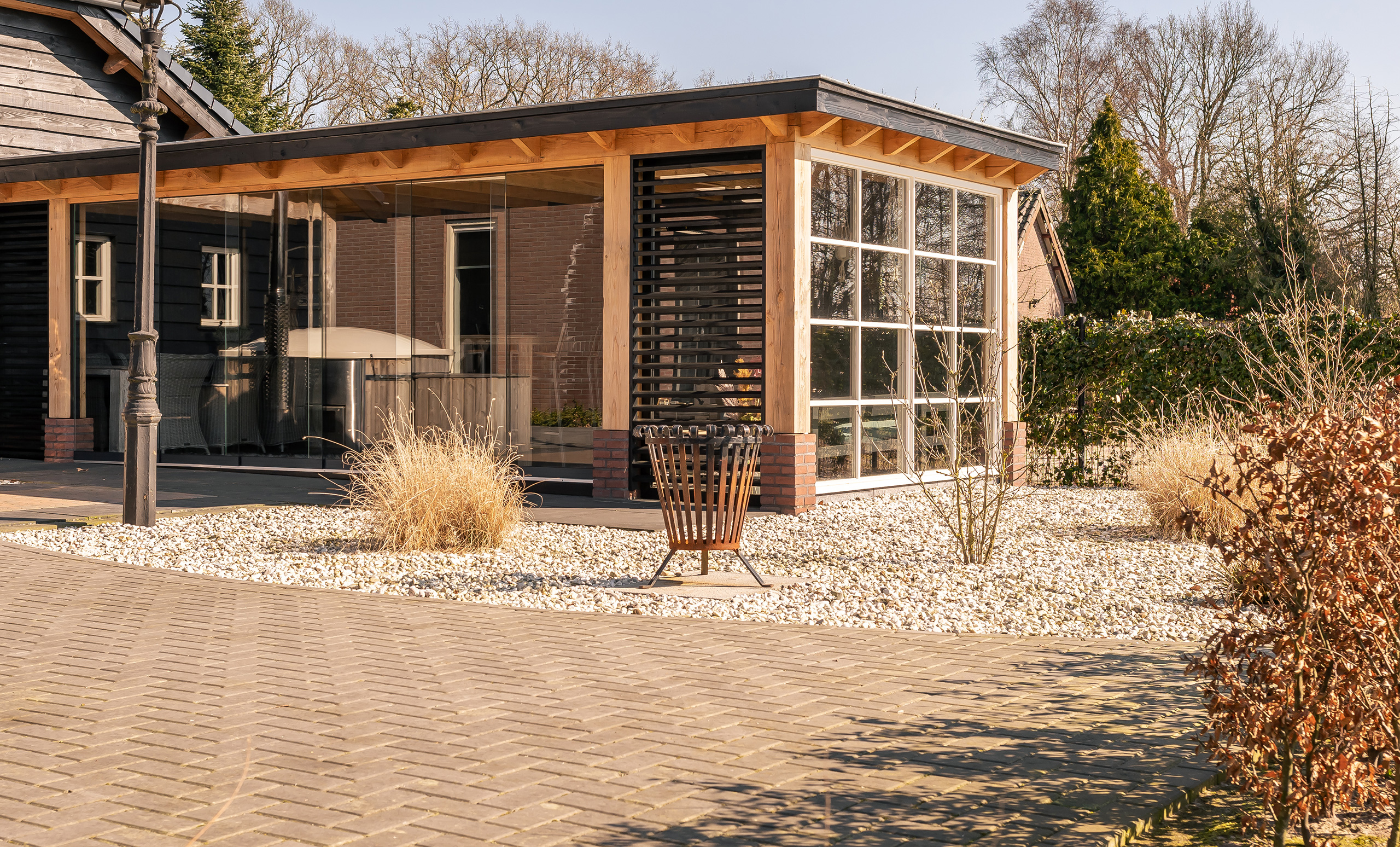 Tuinhuis met overkapping in Stoutenburg