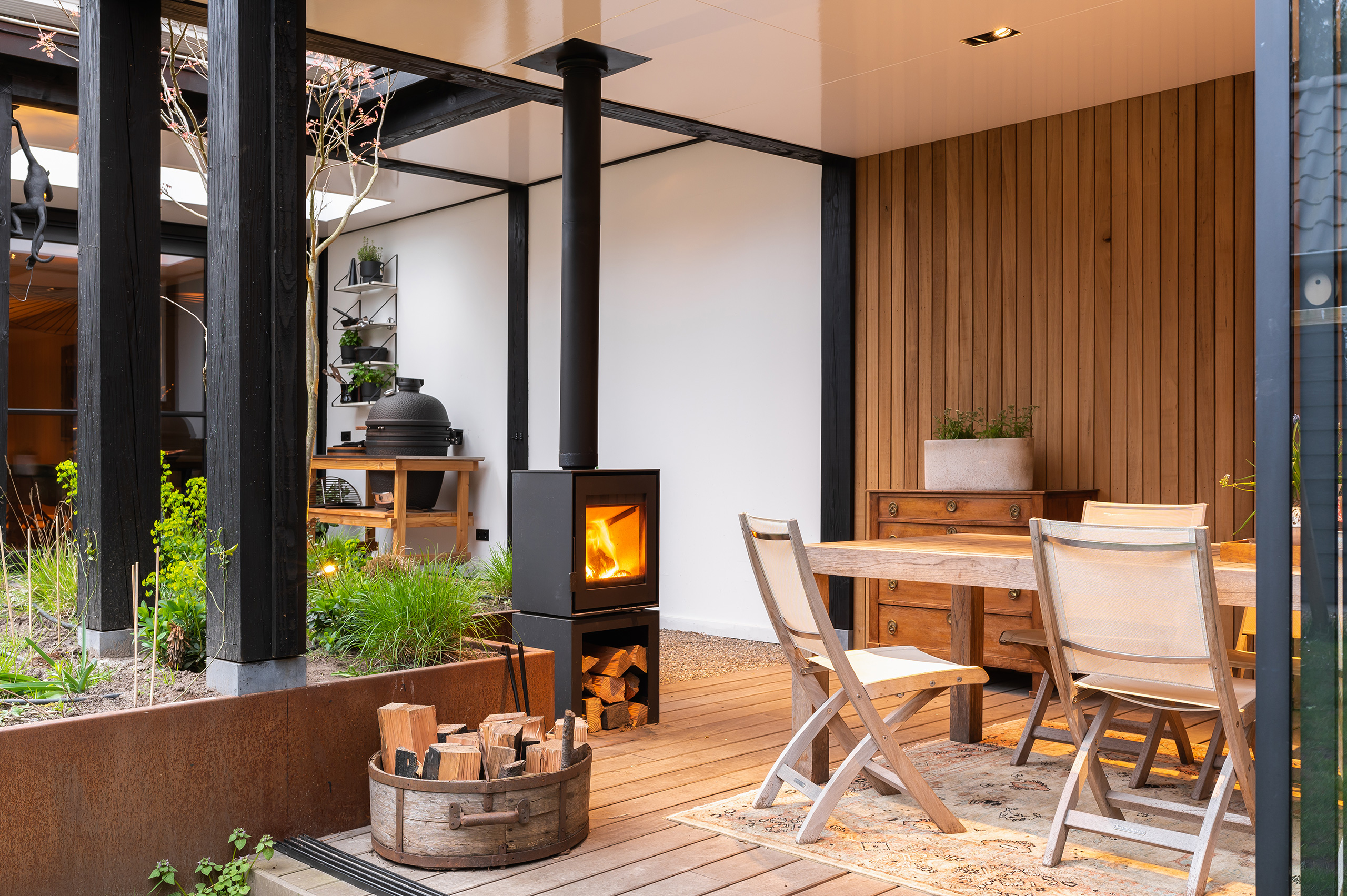 Luxe tuinkamer gerealiseerd door Stantico iconische buitenverblijven