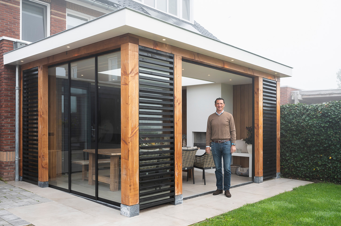 Maatwerk buitenkamer? Stantico is specialist in luxe houten buitenverblijven.