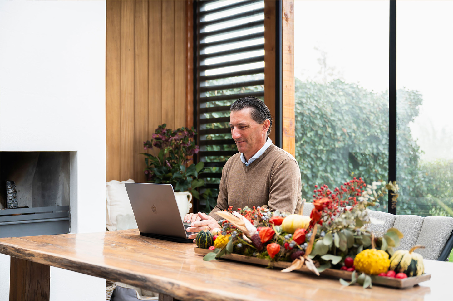 Houten tuinkantoor met veranda? Met onze maatwerk buitenverblijven is alles mogelijk.