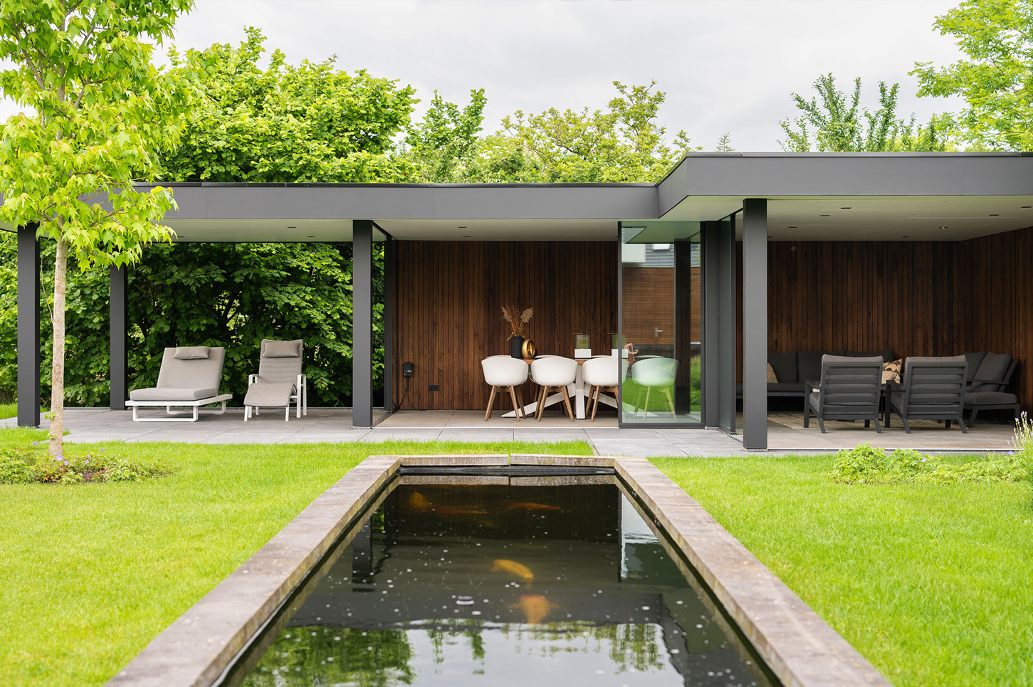 L vormige tuinkamer Apeldoorn | Stantico iconische houten buitenverblijven