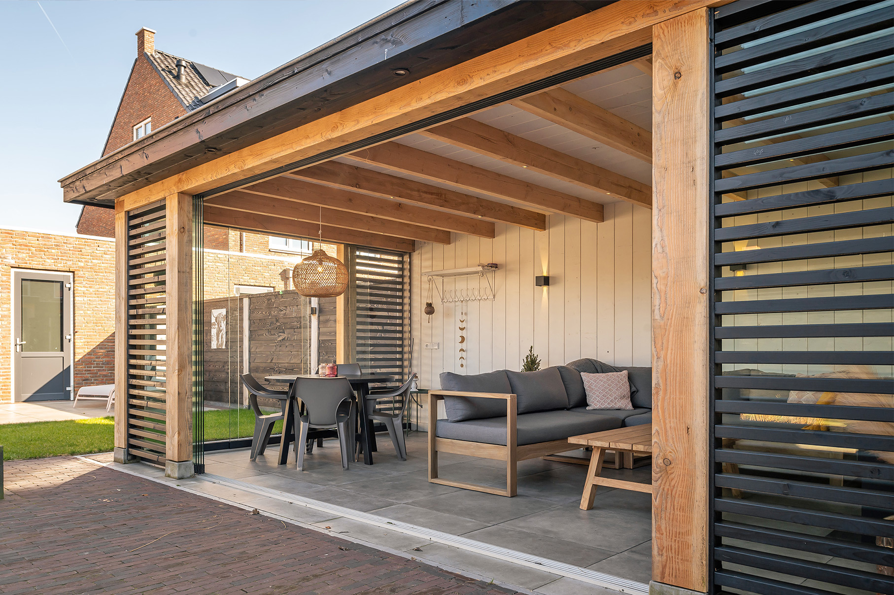 Veranda aan huis? Kies voor een houten veranda op maat van Stantico.